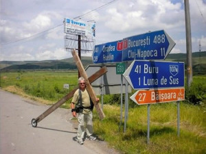 Lindsay-Hamon-cross