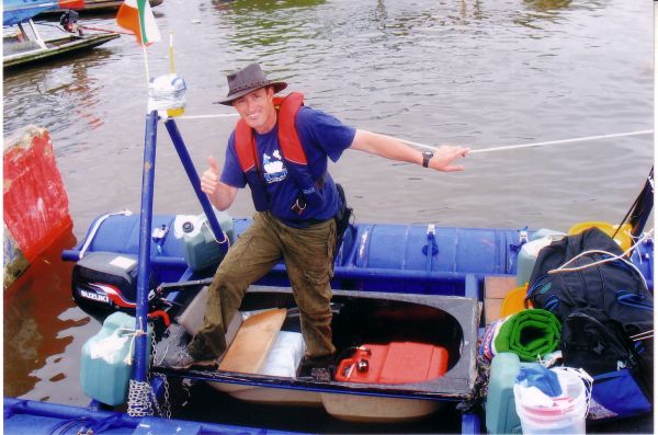 Bathtub sailing the Amazon - Rob Dowling's bathtub adventure