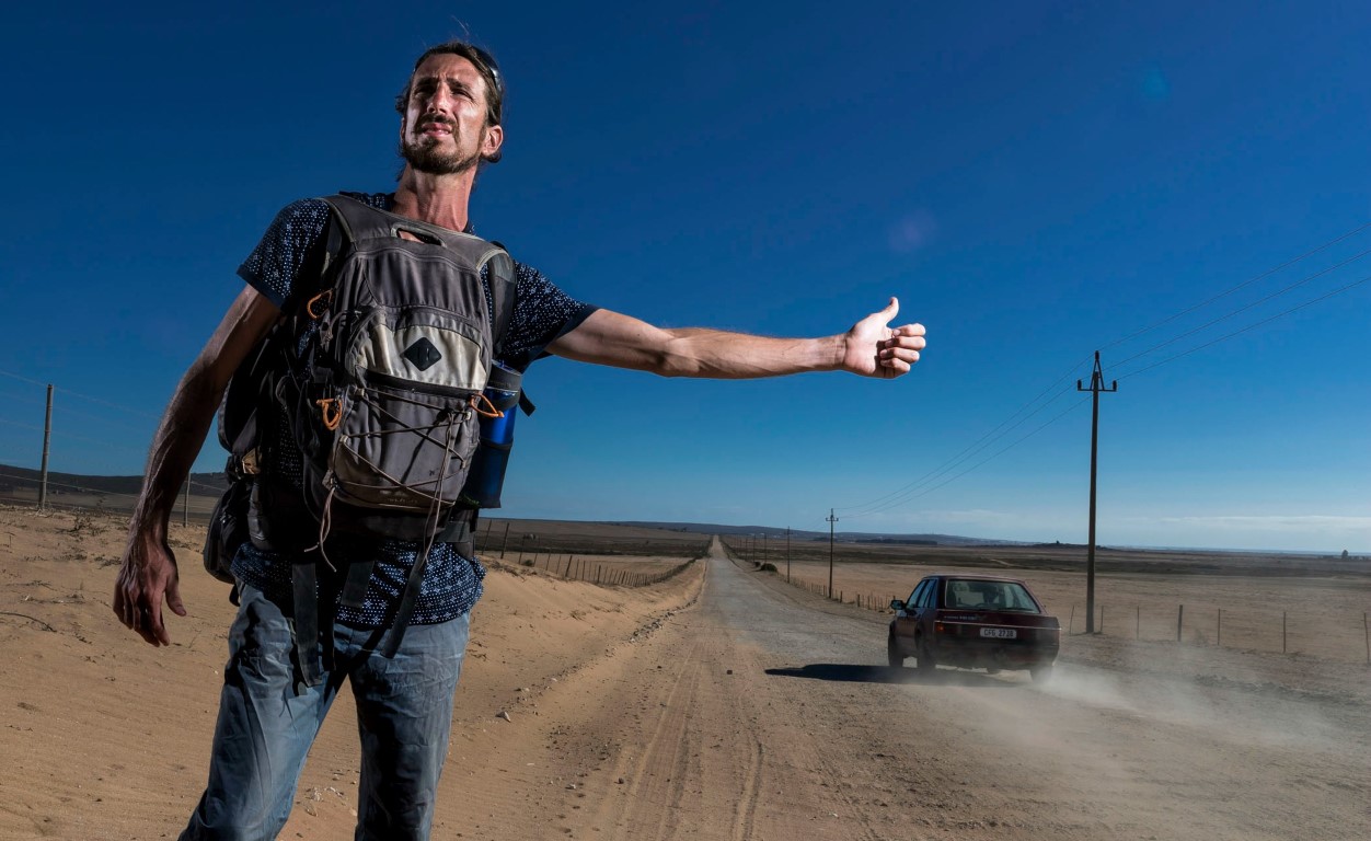 Hitchhiking on the planet Hitchhiking on the planet